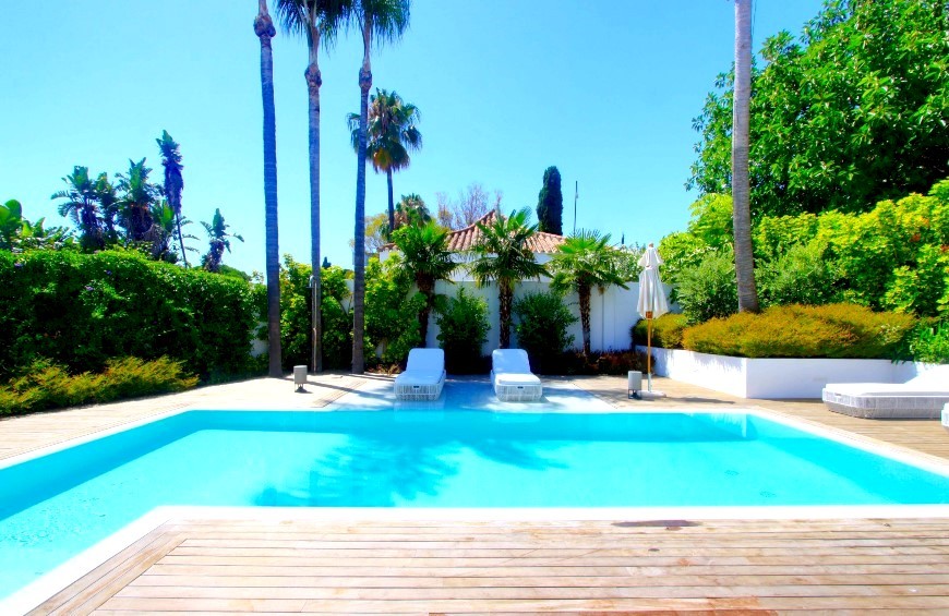 Casa de 5 Dormitorios y 4 Baños en alquiler vacacional en Puerto Banús, Marbella