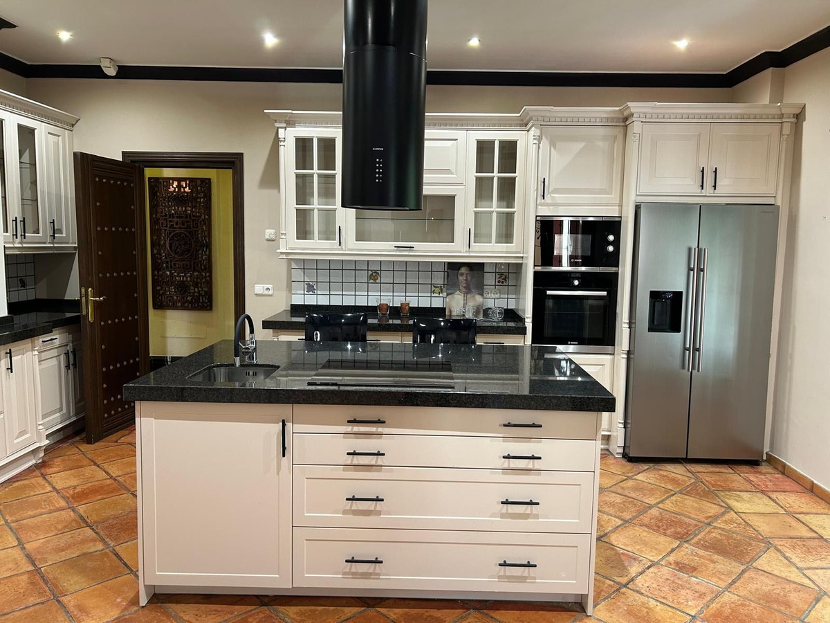 6 кровать 6 ванна Вилла для продажи в Sierra Blanca, Marbella