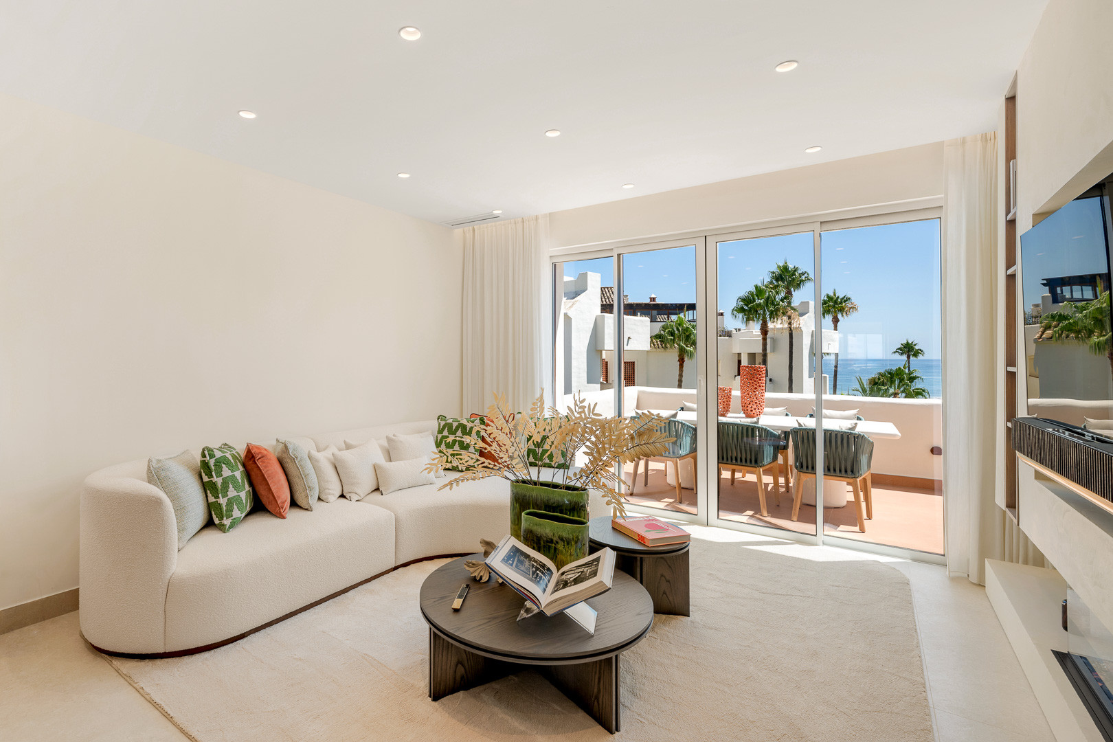 Ático de 3 Dormitorios en venta en Nueva Milla de Oro, Estepona