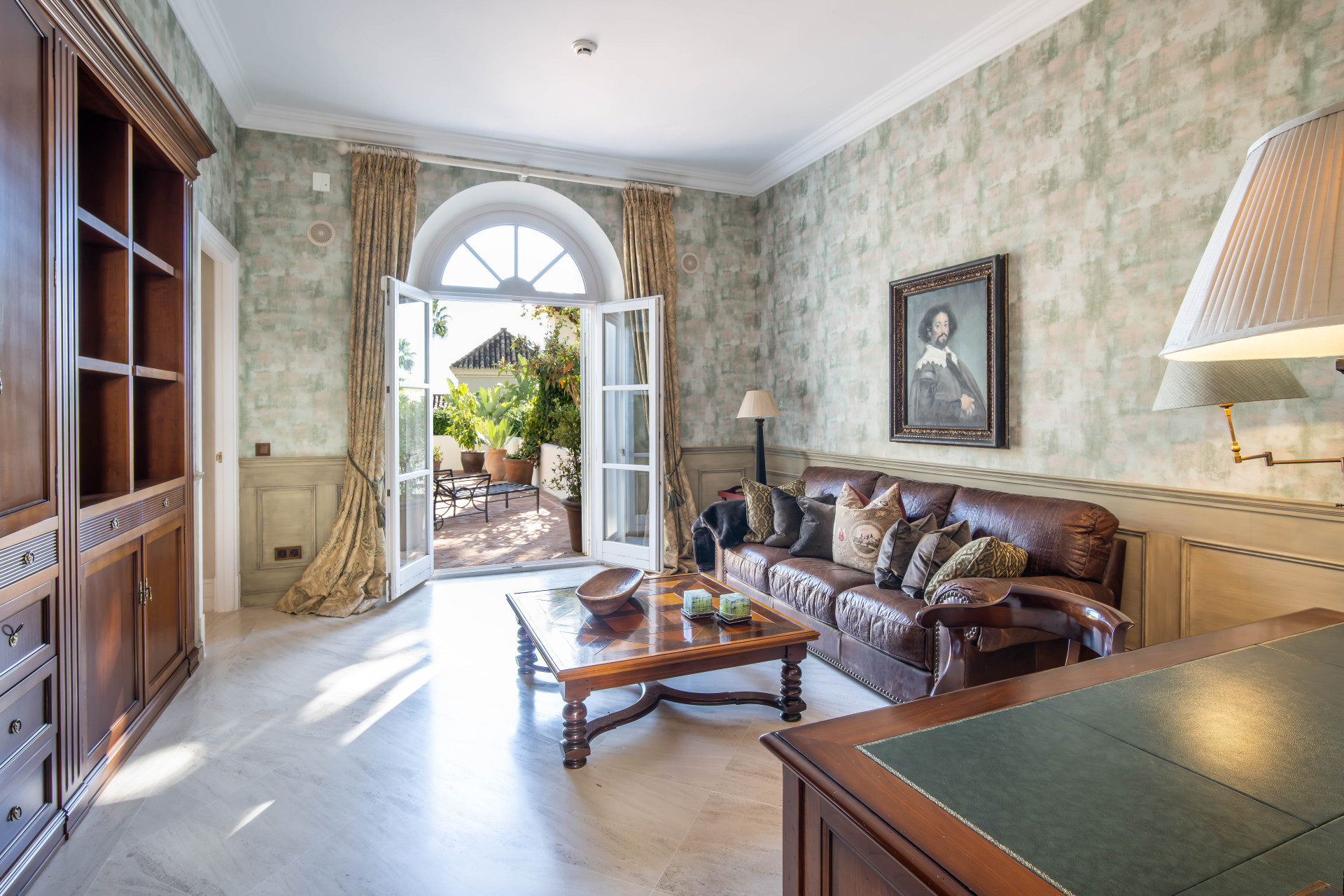 5 спални - Вила за продажба в Marbella Golden Mile
