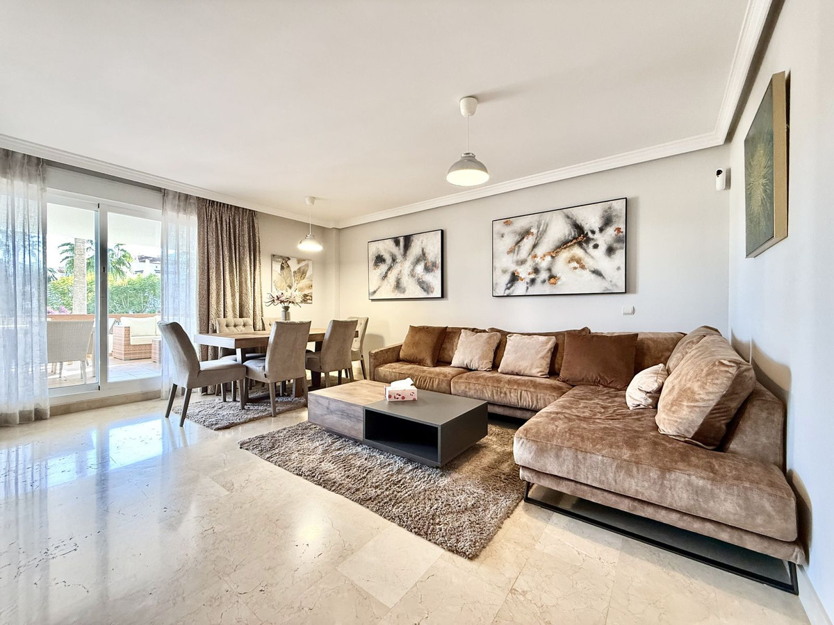2 спални, 2 бани - Апартамент за продажба в New Golden Mile, Estepona