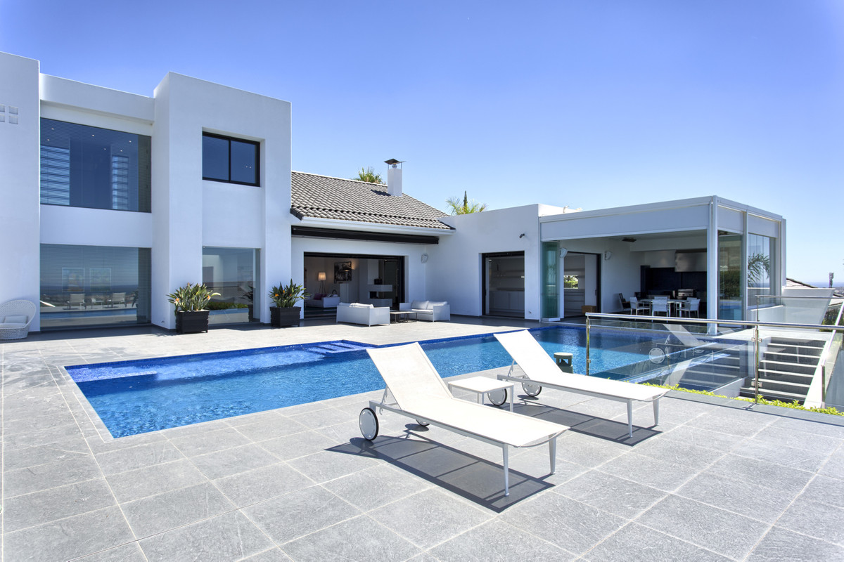 5 спални, 5 бани - Вила за продажба в Los Flamingos, Benahavis