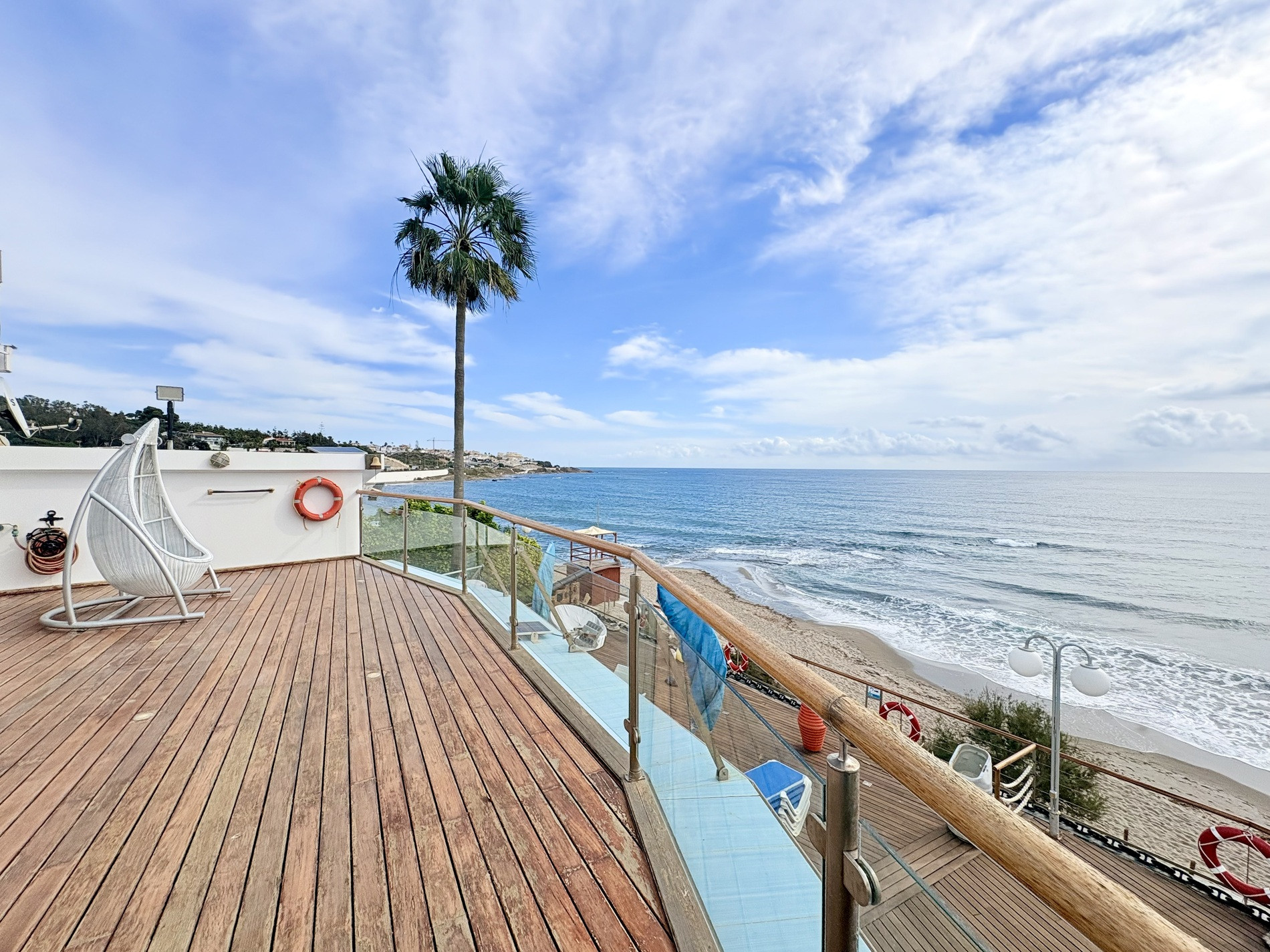 6 Bed - Villa for Sale in La Cala de Mijas