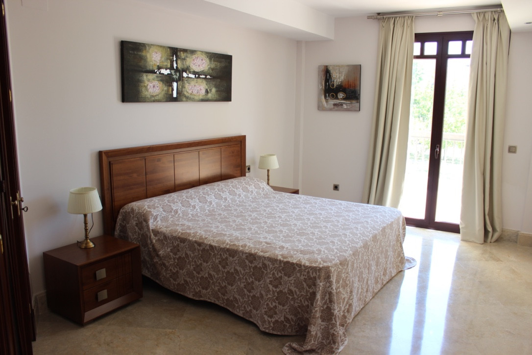 Piso de 2 Dormitorios en alquiler vacacional en San Pedro de Alcántara