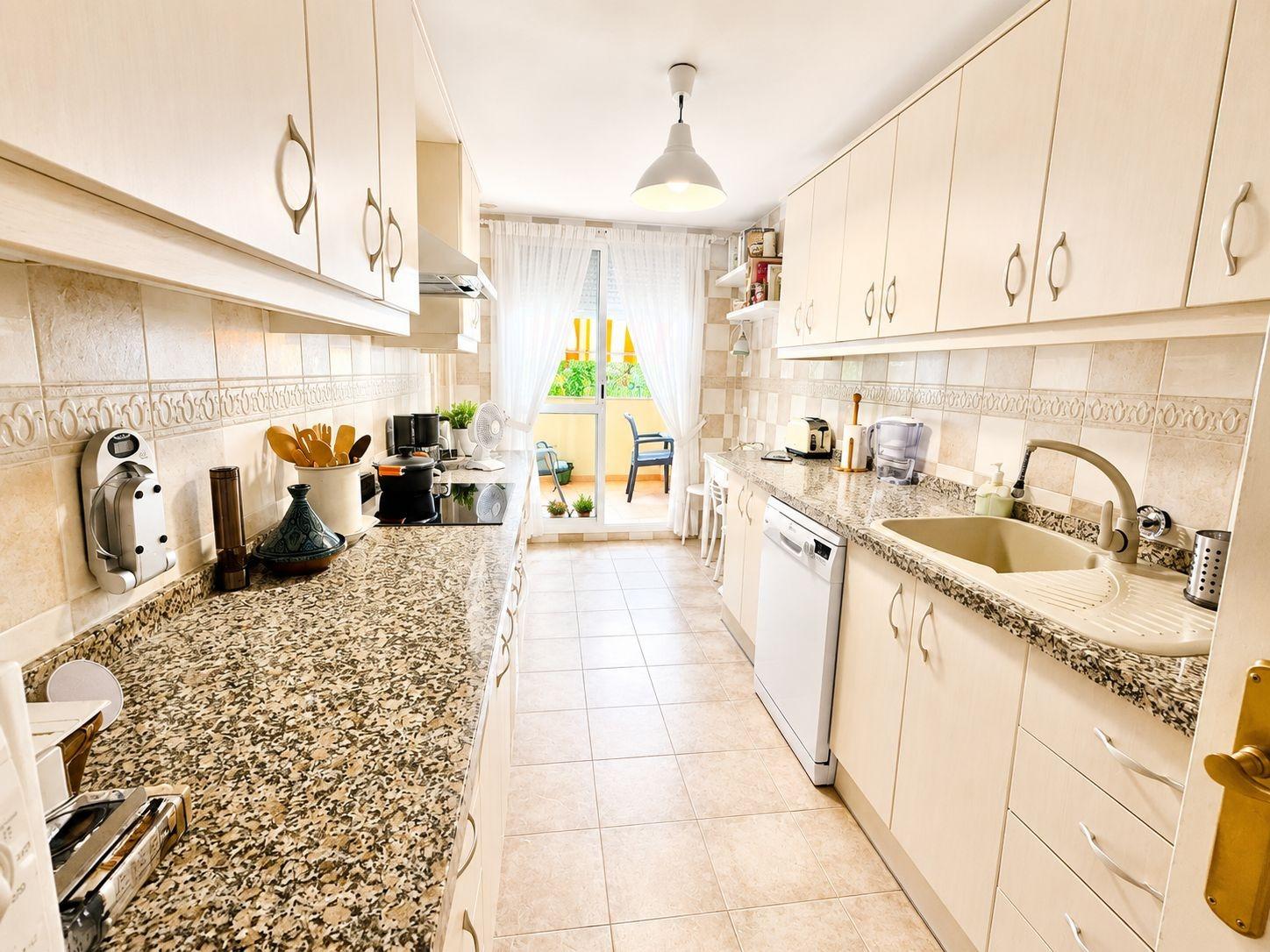 3 Bed - Apartment for Sale in Fuengirola
