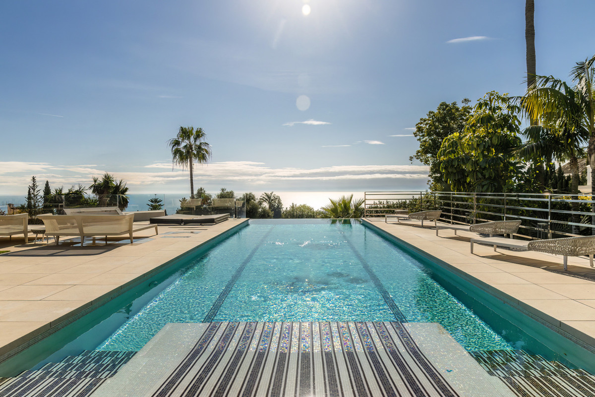 7 спални, 6 бани - Вила под наем в Sierra Blanca, Marbella
