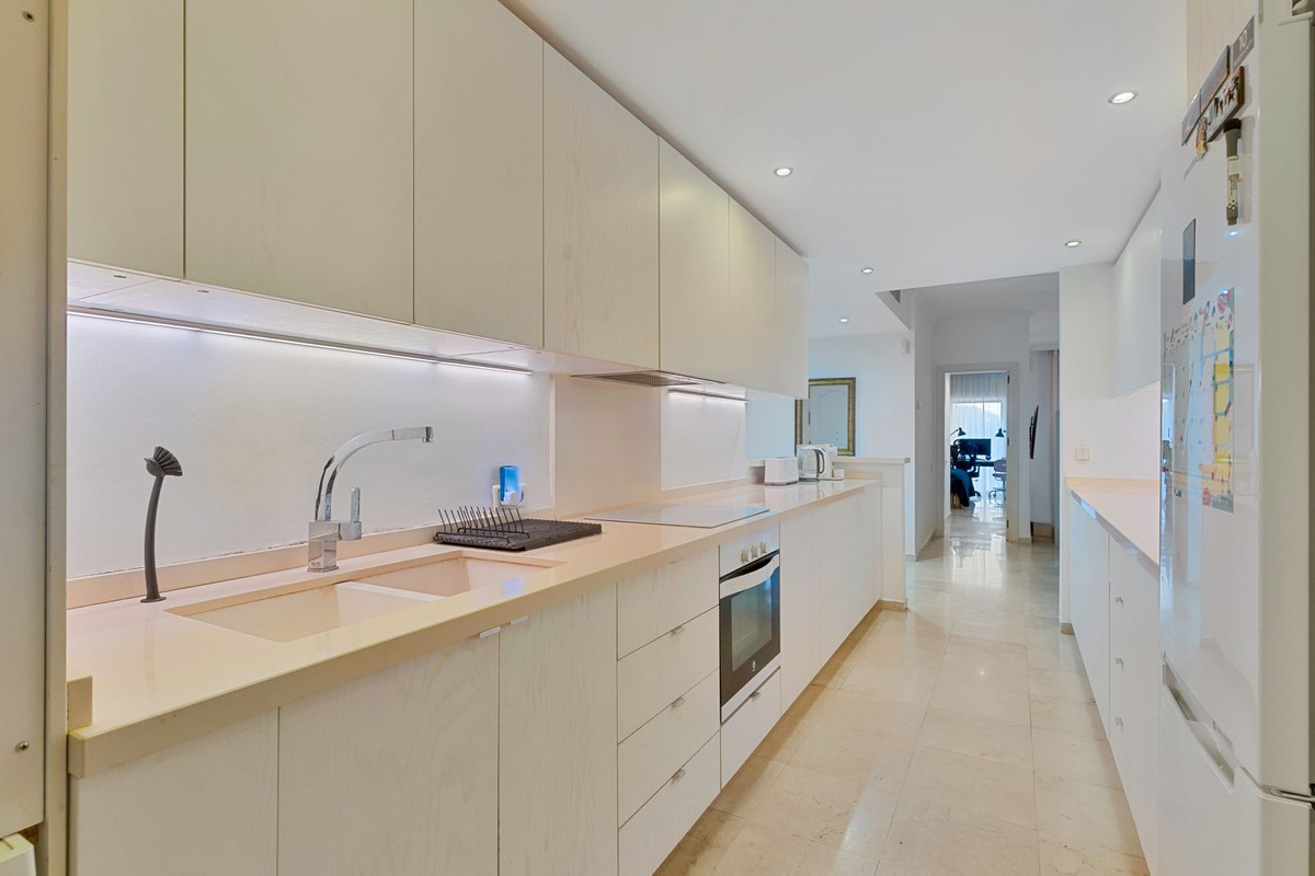 3 кровать 2 ванна Квартира для продажи в Sierra Blanca, Marbella
