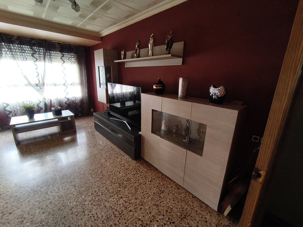 3 спални, 2 бани - Вила за продажба в Sueca