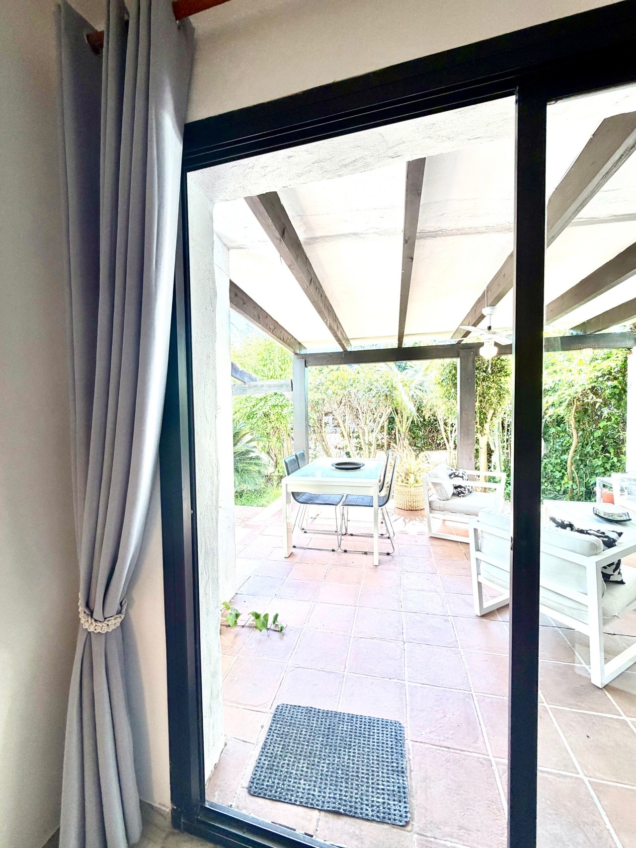 Piso de 3 Dormitorios en alquiler en Puerto Banús, Marbella