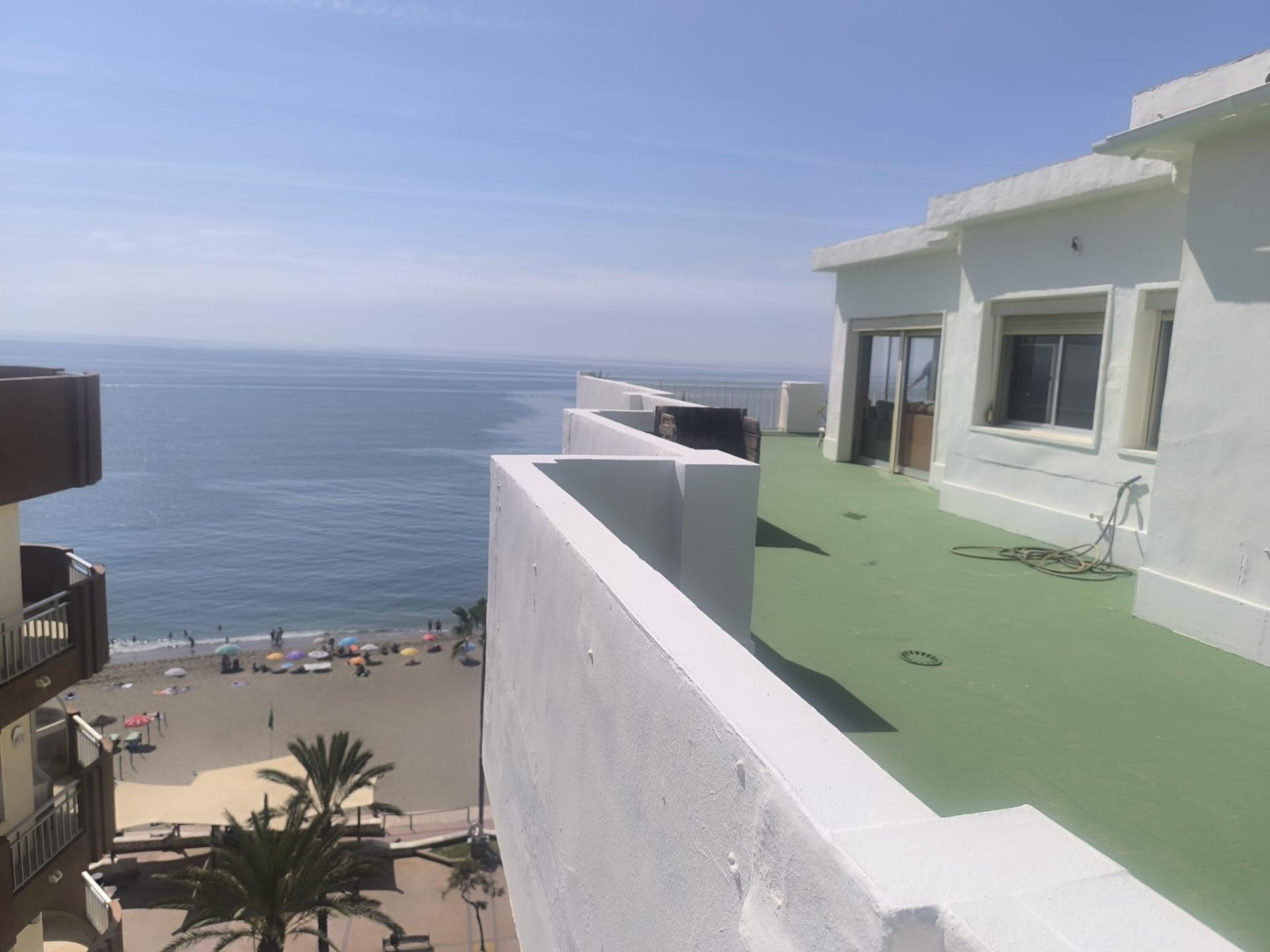 3 спални, 2 бани - Пентхаус за продажба в Puerto Deportivo, Fuengirola