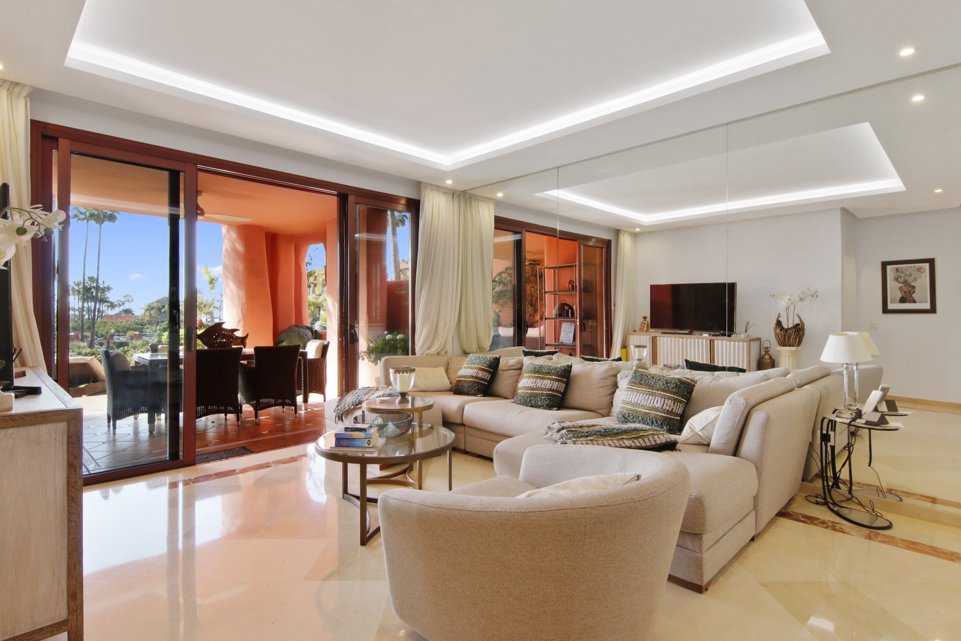Piso de 3 Dormitorios en venta en Estepona