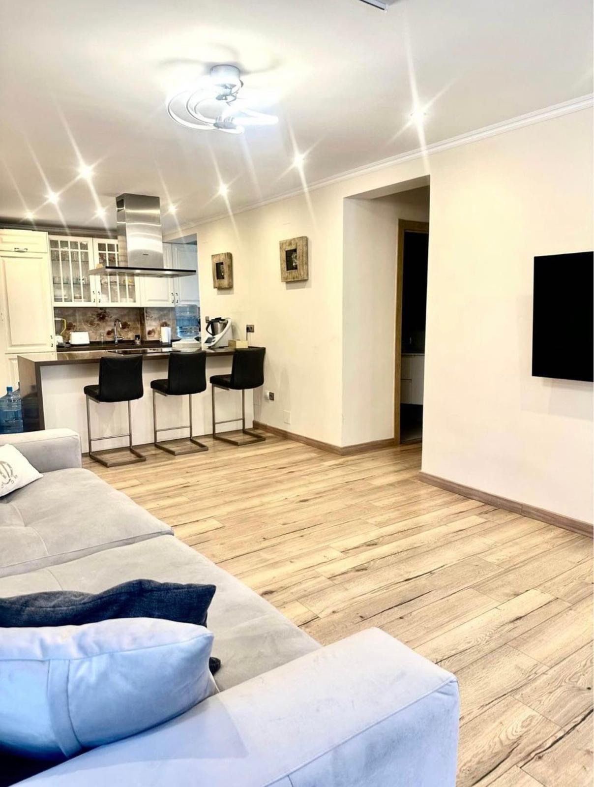 2 спални - Апартамент за продажба в Marbella