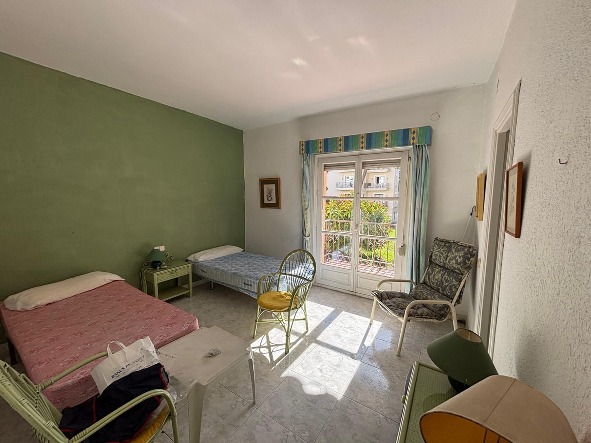 3 спални - Апартамент за продажба в Nueva Andalucia, Marbella