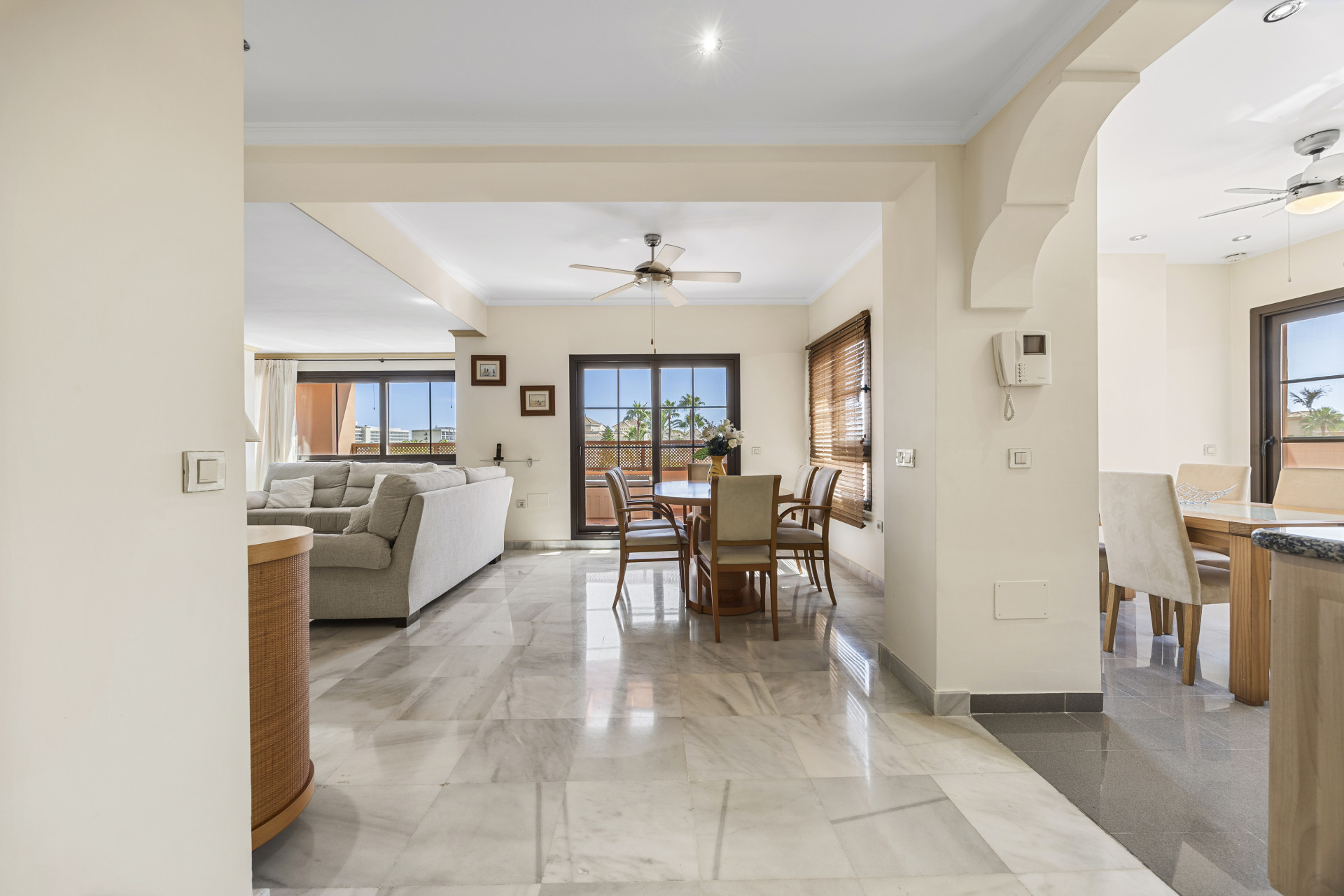 5 кровать 4 ванна Пентхаус для продажи в Estepona