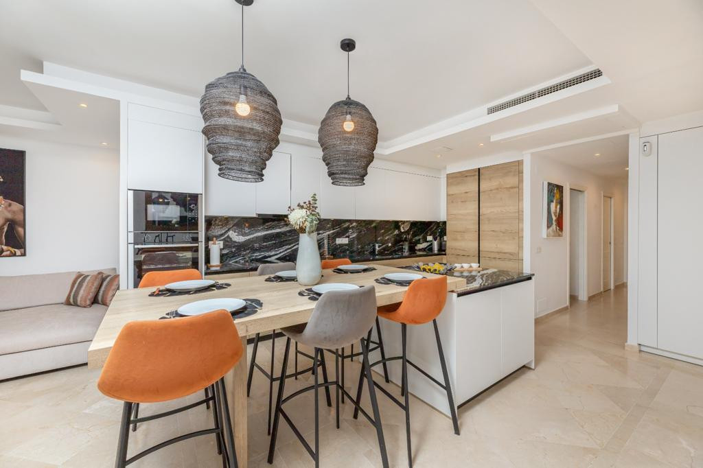 Piso de 3 Dormitorios y 3 Baños en alquiler en Cortijo Blanco, San Pedro de Alcántara