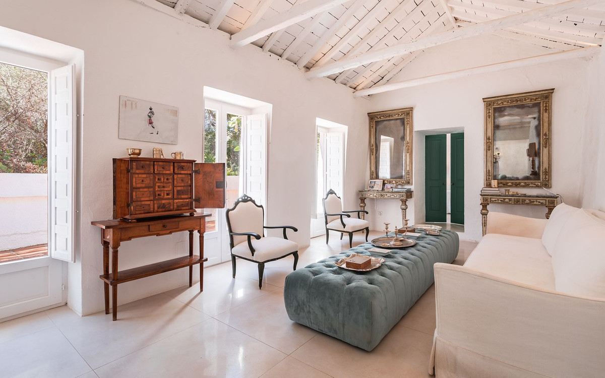 3 Bed, 3 Bath - Villa Holiday Rental in Nueva Andalucia, Marbella