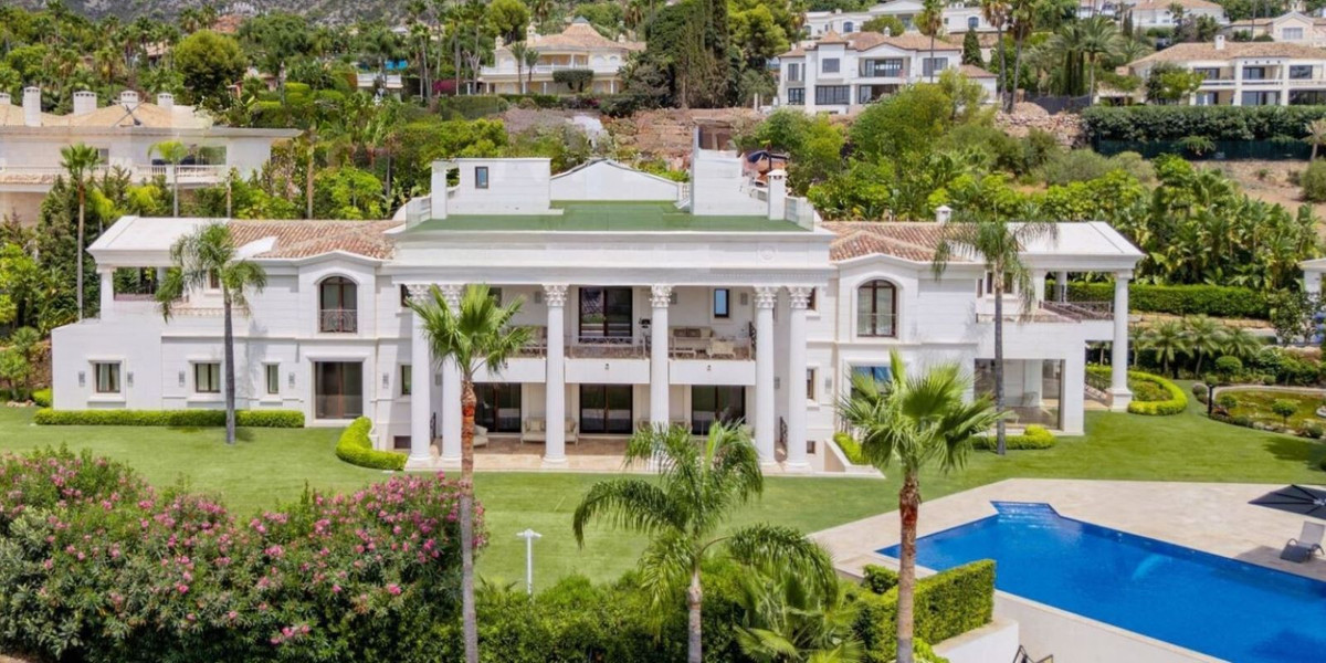 10 Bed, 13 Bath - Villa for Sale in Sierra Blanca, Marbella