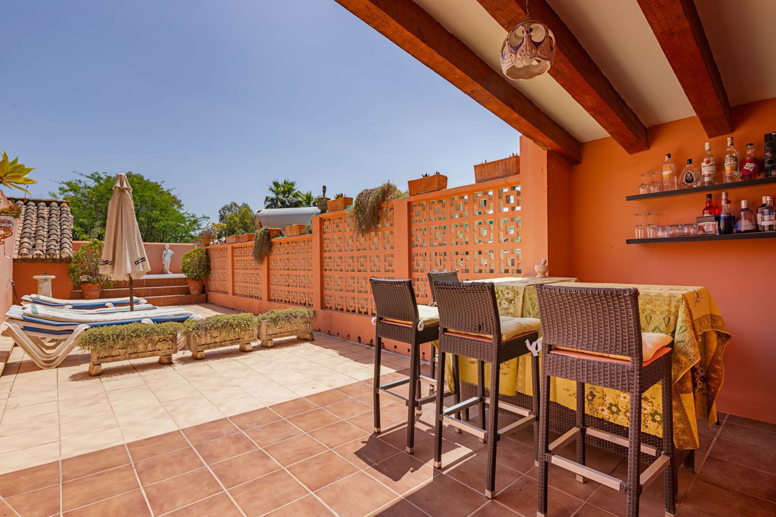 Finca de 4 Dormitorios en venta en Manilva
