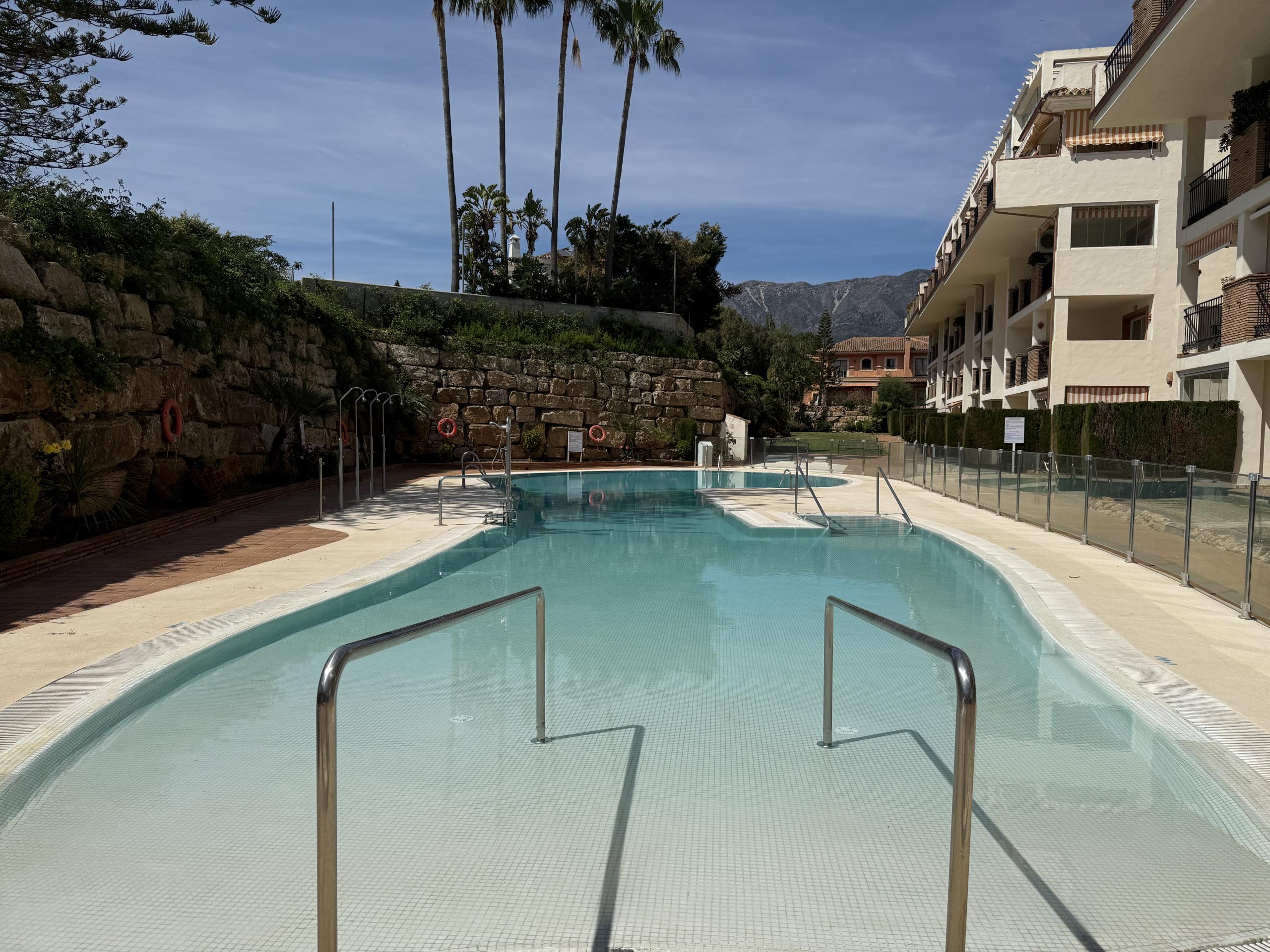 Piso de 2 Dormitorios y 2 Baños en venta en Mijas Golf