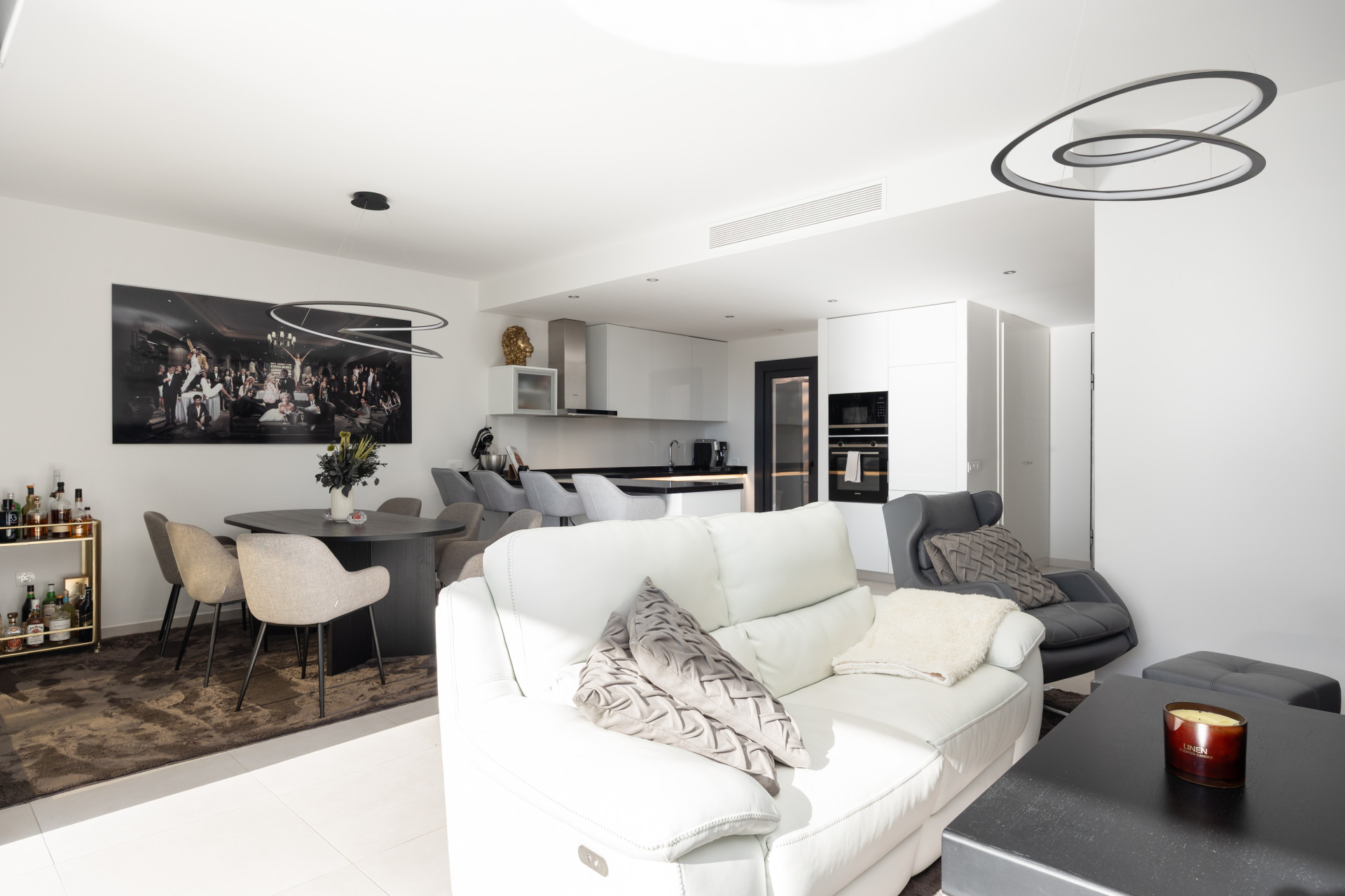 Casa Adosada de 3 Dormitorios en venta en Estepona