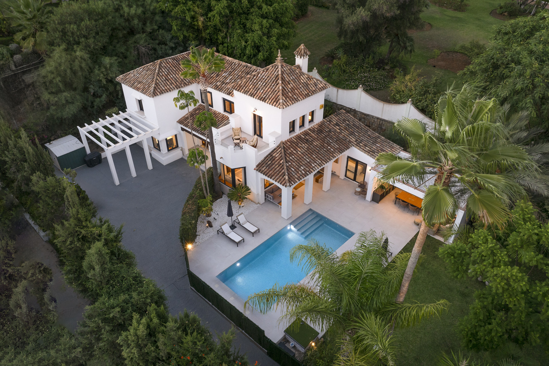 5 кровать Вилла для продажи в El Paraiso Alto, Benahavis