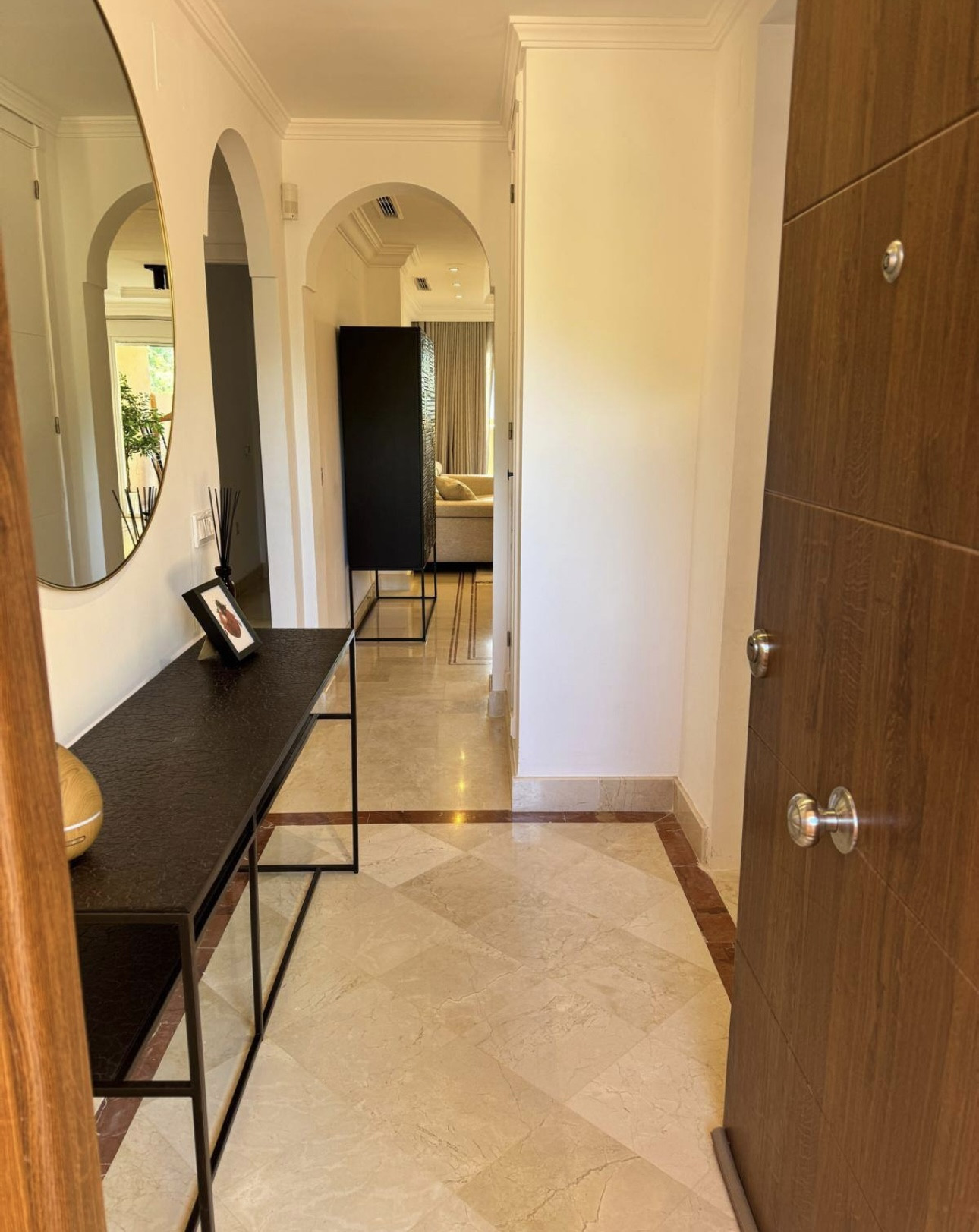 Piso de 2 Dormitorios en alquiler en Nueva Andalucía, Marbella