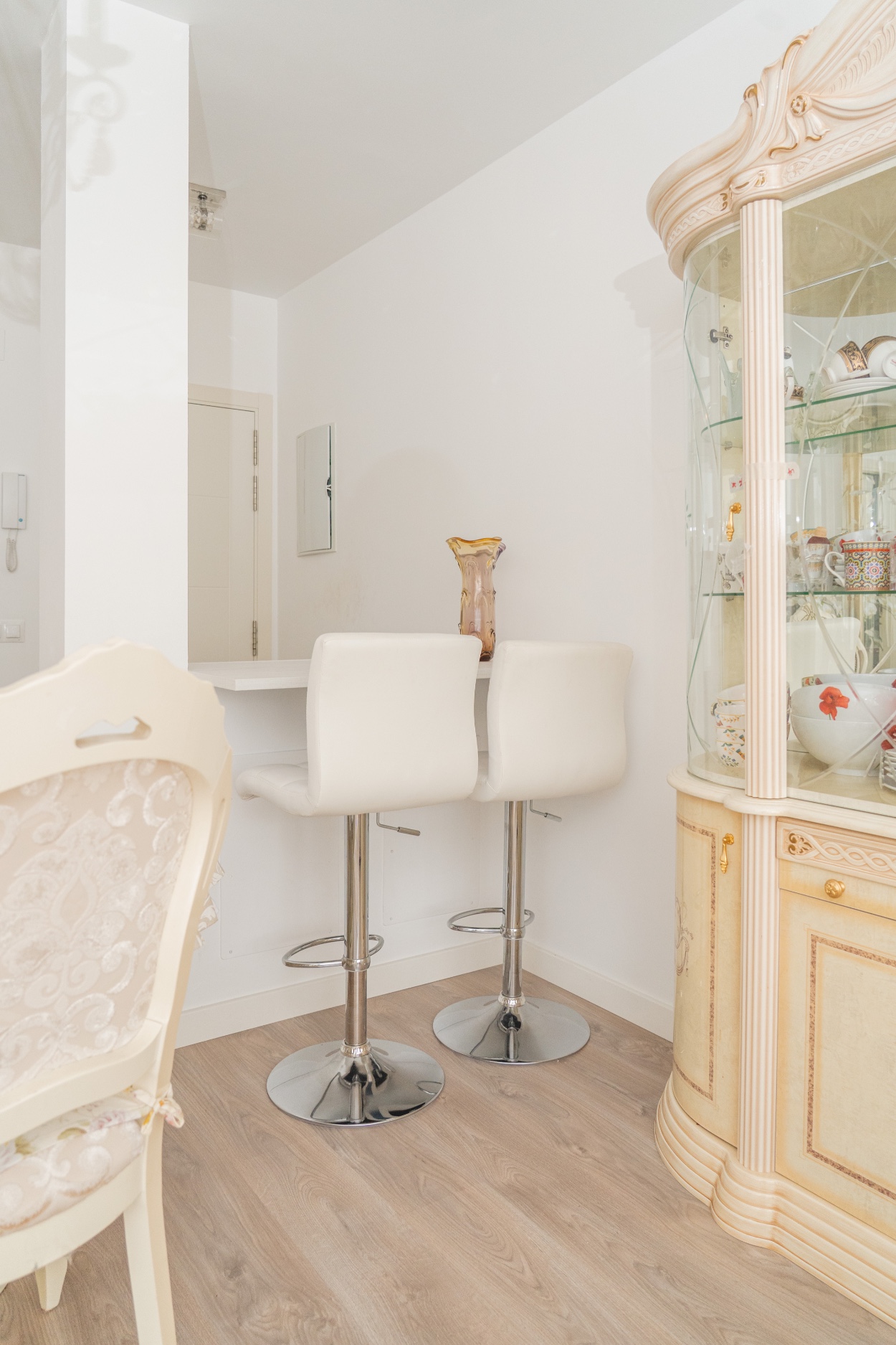 Piso de 3 Dormitorios y 2 Baños en venta en Nueva Andalucía, Marbella
