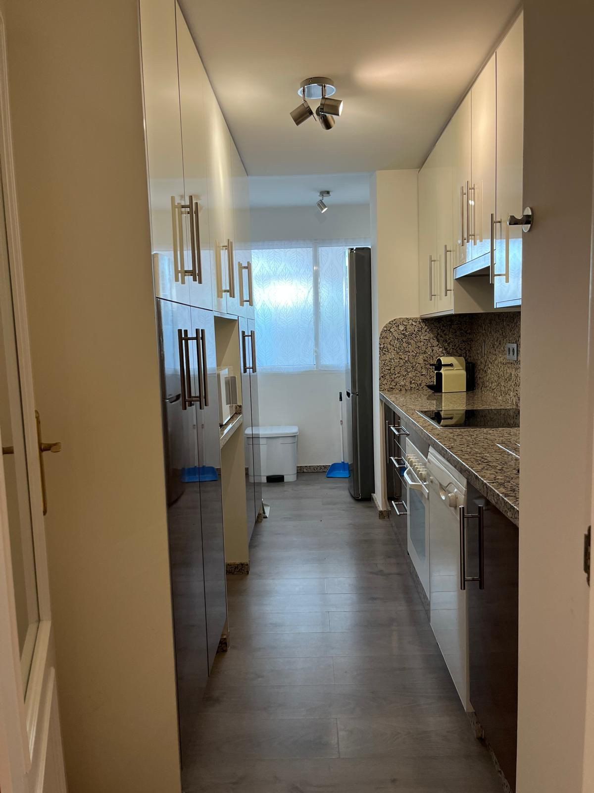 Piso de 2 Dormitorios en alquiler en Nueva Andalucía, Marbella