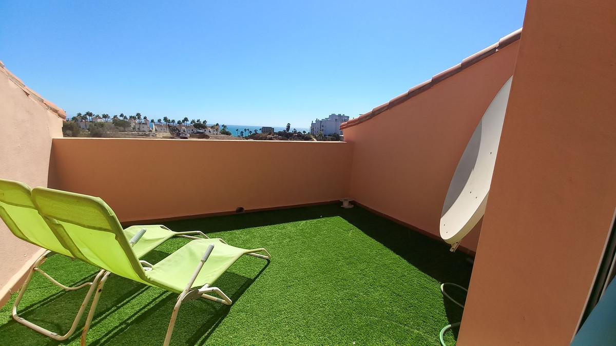 Ático de 2 Dormitorios y 2 Baños en venta en La Cala de Mijas