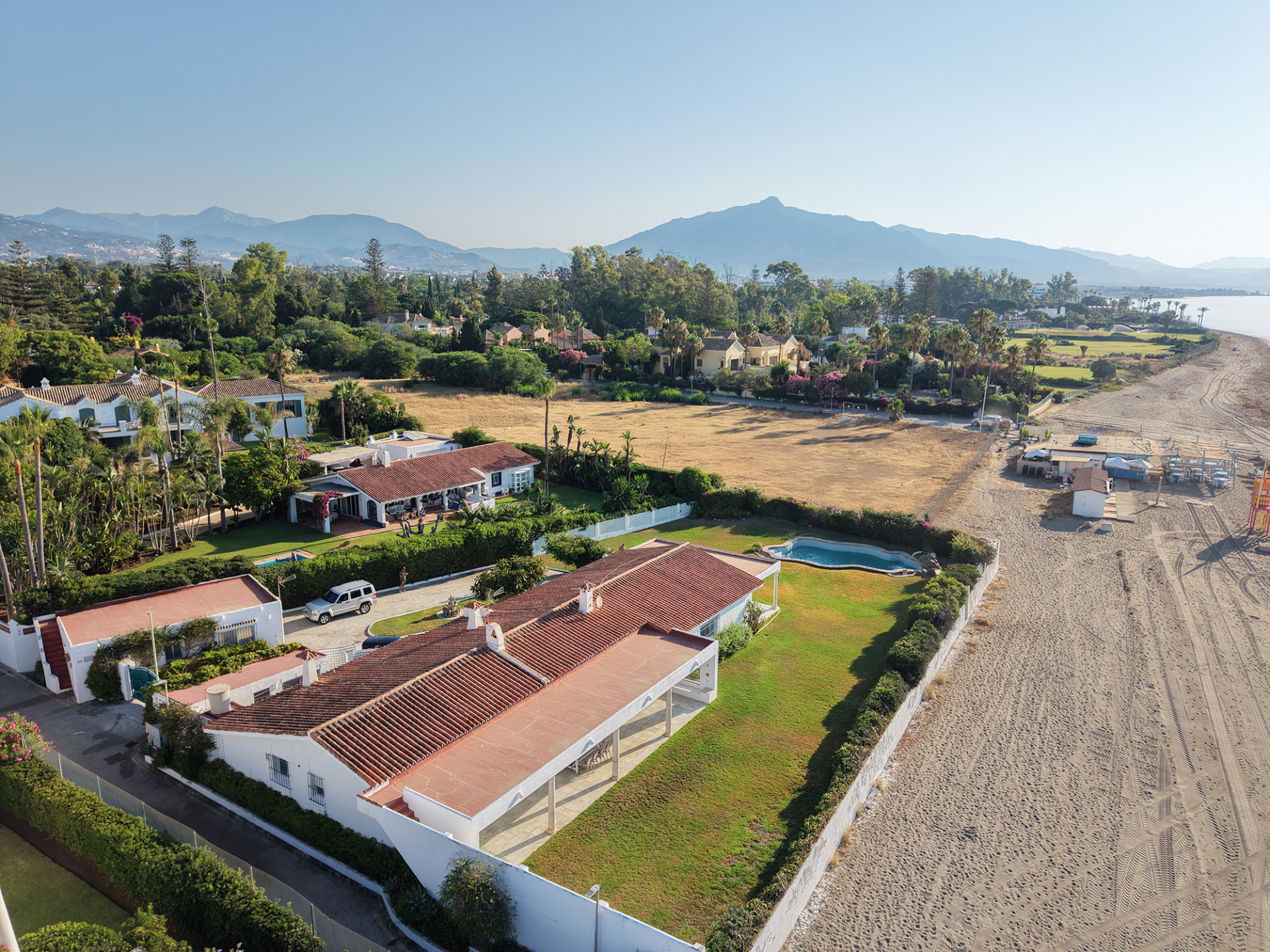4 Bed, 4 Bath - Villa for Sale in Guadalmina Baja, San Pedro de Alcántara