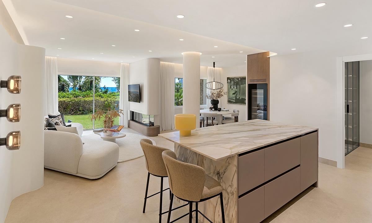 Piso de 3 Dormitorios en venta en Estepona