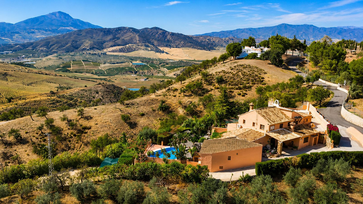 Finca de 8 Dormitorios y 8 Baños en venta en Gibralgalía
