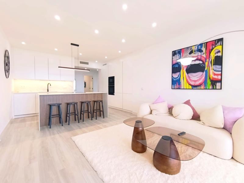 3 спални, 2 бани - Апартамент за продажба в Benahavis