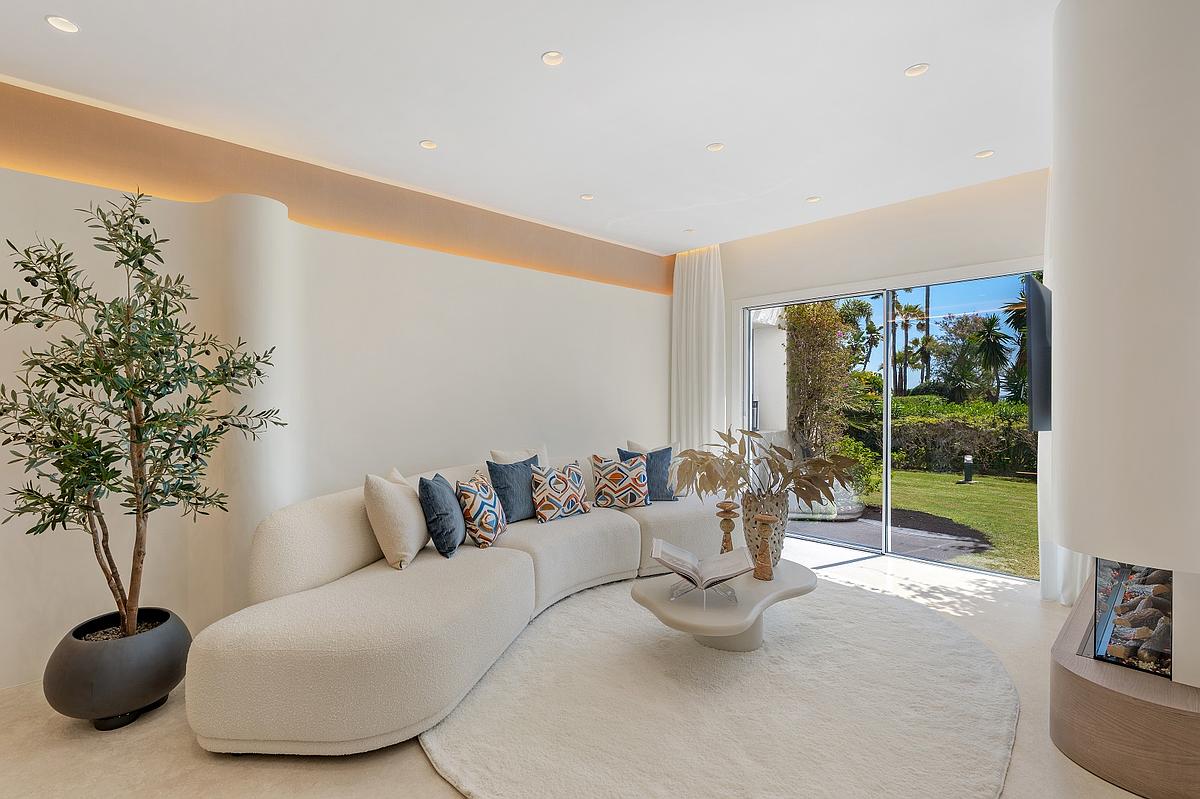 Piso de 3 Dormitorios en venta en Estepona
