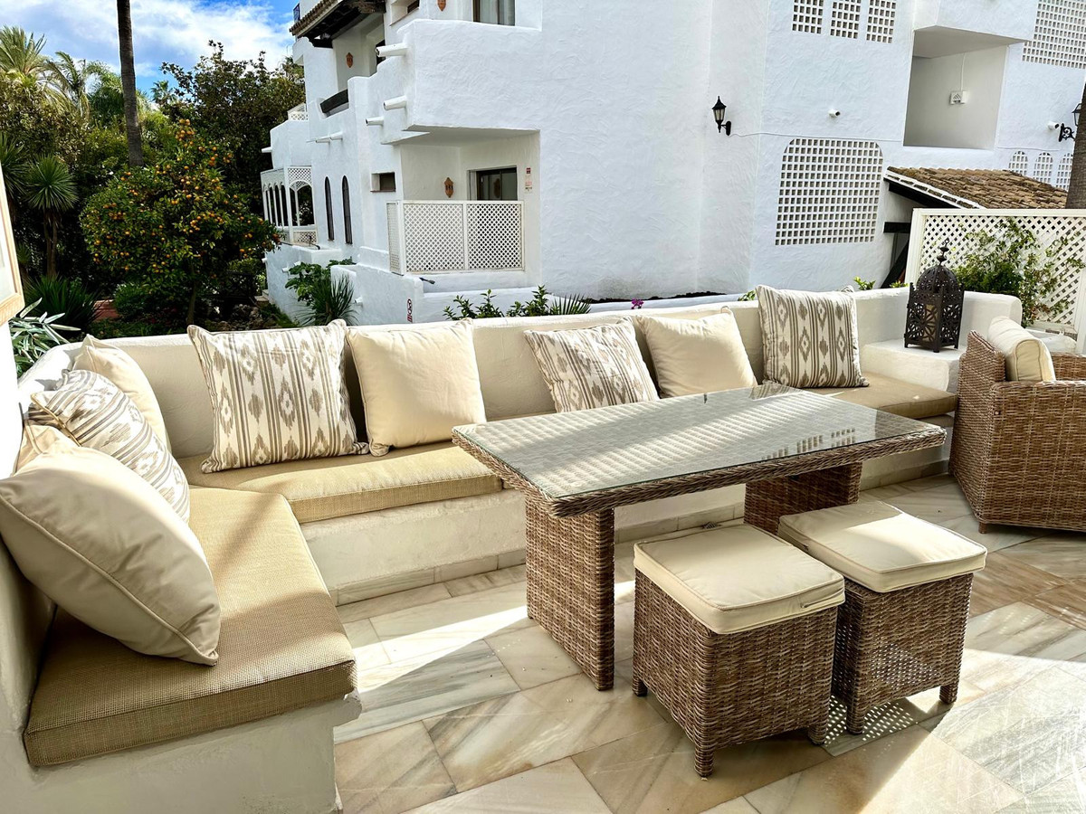 Piso de 2 Dormitorios en venta en Puerto Banús
