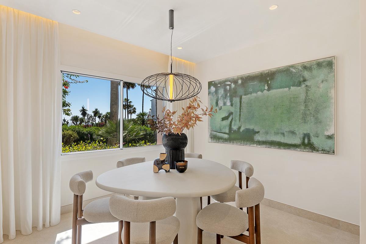 Piso de 3 Dormitorios en venta en Estepona