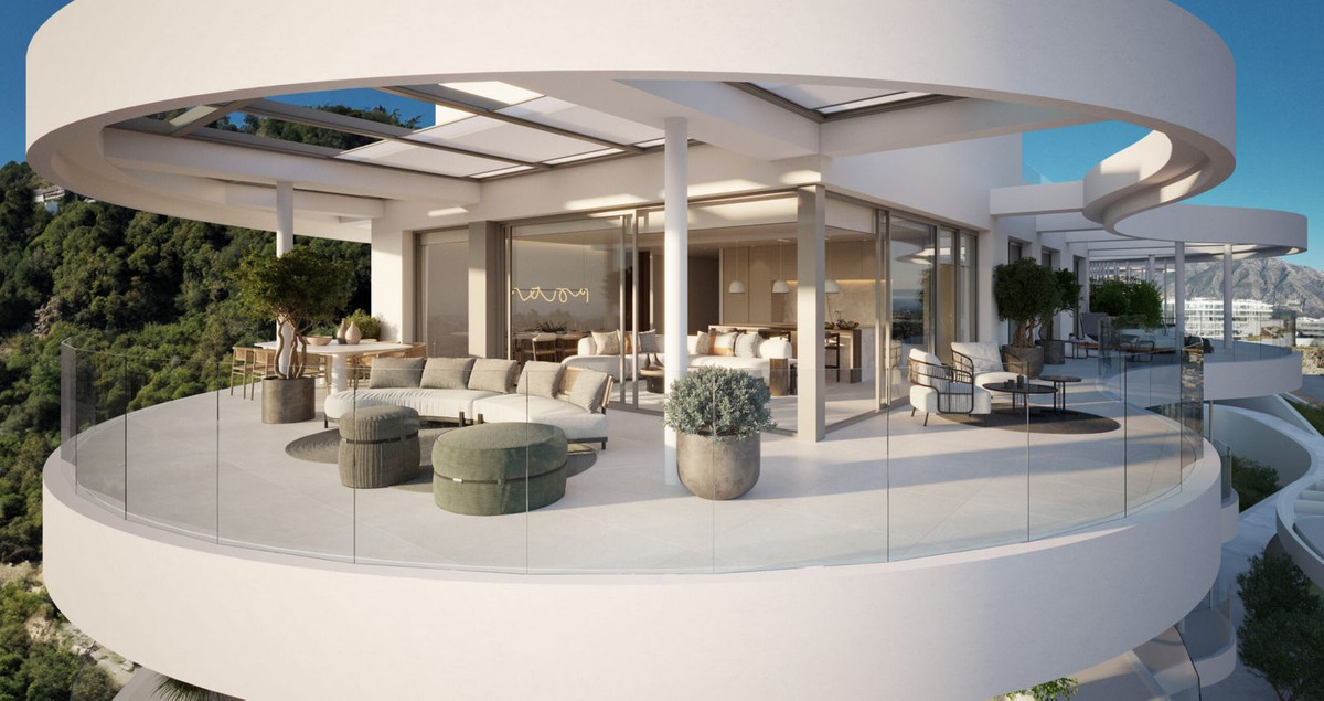 4 Bed, 4 Bath - Penthouse for Sale in Benahavis
