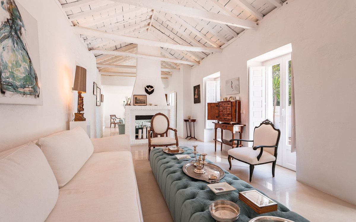 3 Bed, 3 Bath - Villa Holiday Rental in Nueva Andalucia, Marbella
