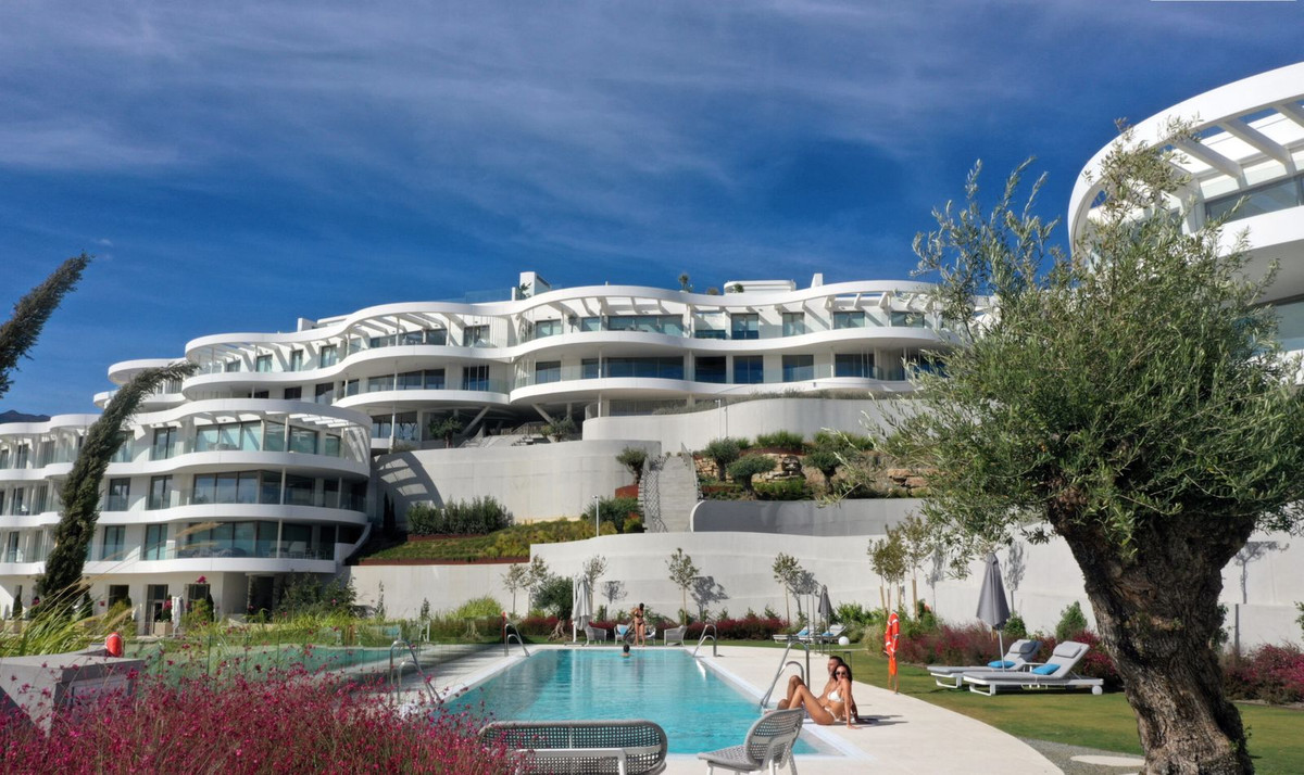 4 Bed, 4 Bath - Penthouse for Sale in Benahavis