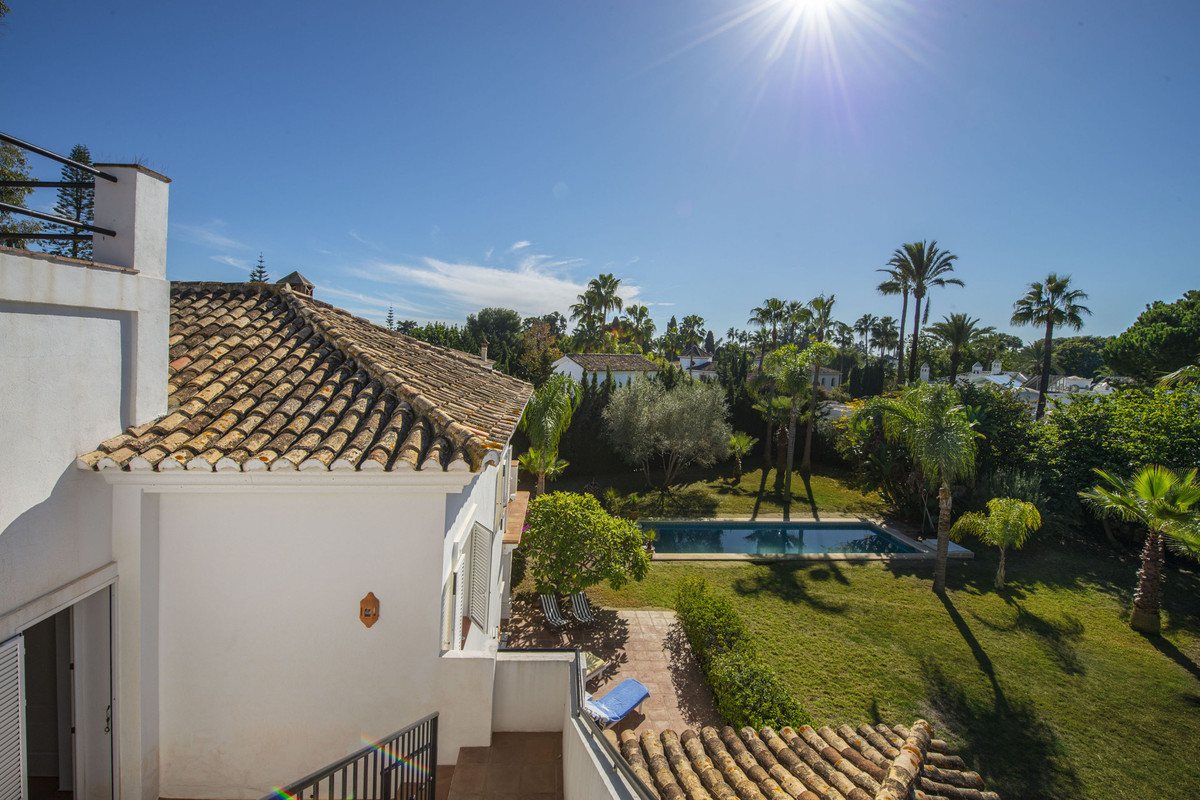 Casa de 3 Dormitorios en venta en Guadalmina Baja, San Pedro de Alcántara