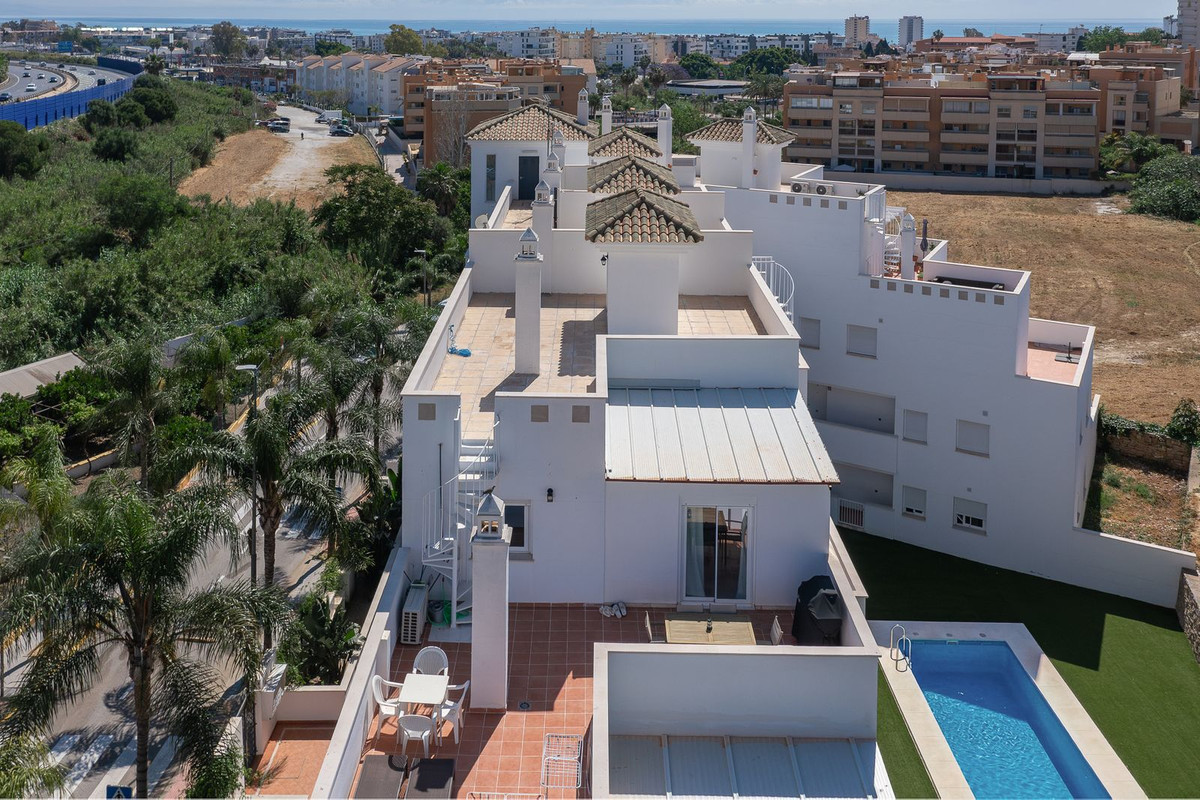 Piso de 2 Dormitorios en venta en Torremolinos