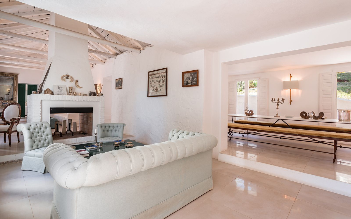 3 Bed, 3 Bath - Villa Holiday Rental in Nueva Andalucia, Marbella