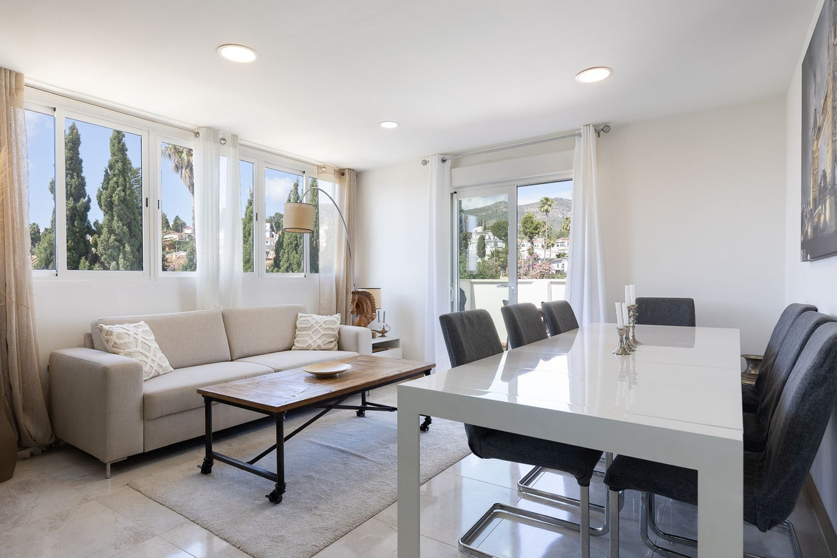 Piso de 2 Dormitorios en venta en Torremolinos