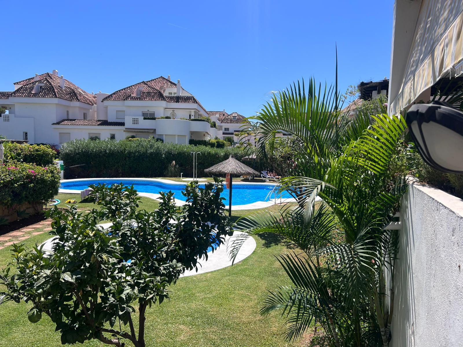 Piso de 2 Dormitorios en venta en Milla de Oro, Marbella