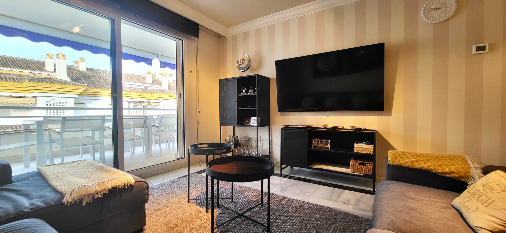 Ático de 4 Dormitorios y 4 Baños en venta en Nagüeles, Marbella