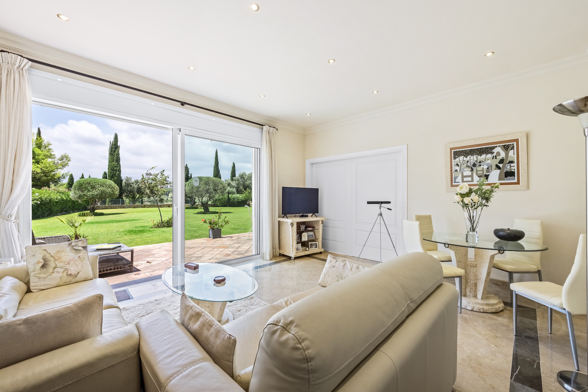 1 кровать 1 ванна Квартира для продажи в Los Flamingos, Benahavis