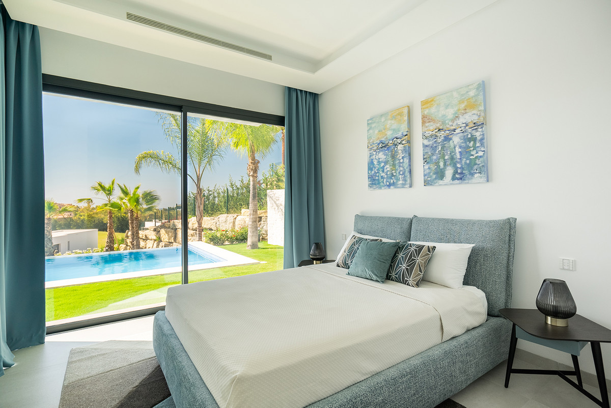 Casa de 5 Dormitorios y 5 Baños en venta en Benahavís