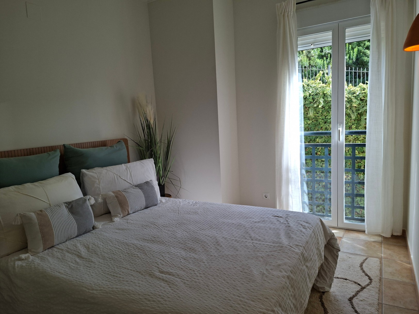 Piso de 2 Dormitorios en venta en La Sella, Dénia