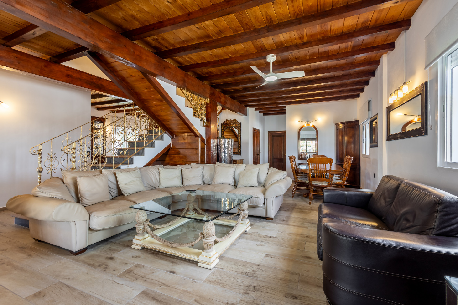 6 Bed, 5 Bath - Country House for Sale in Alhaurin el Grande