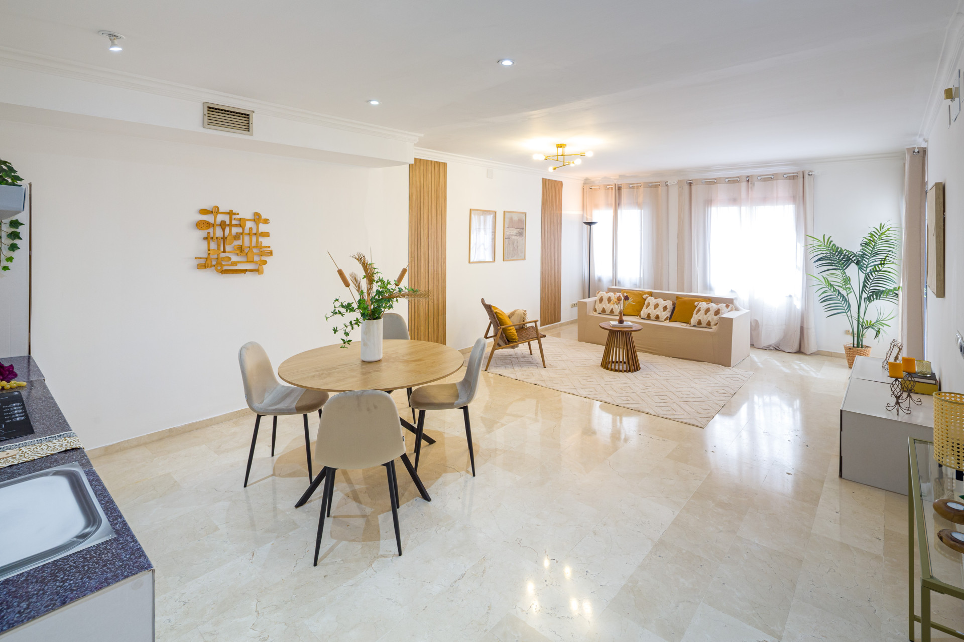 2 спални, 2 бани - Апартамент за продажба в Puerto Banus, Marbella